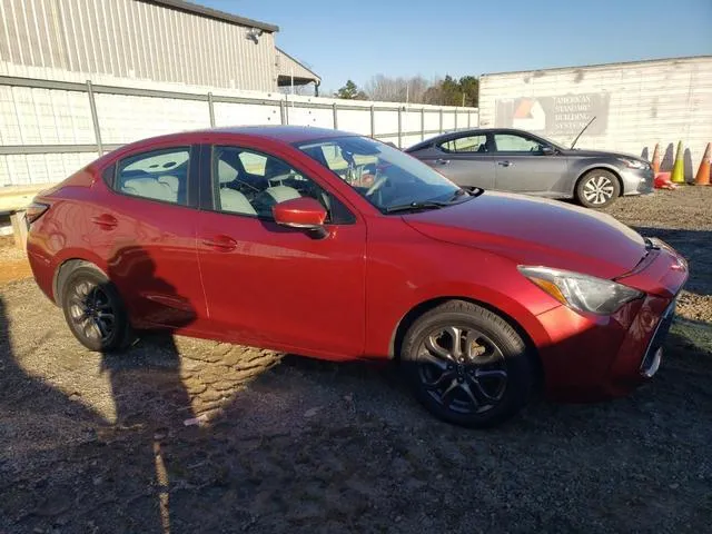 3MYDLBYV5KY525635 2019 2019 Toyota Yaris- L 4