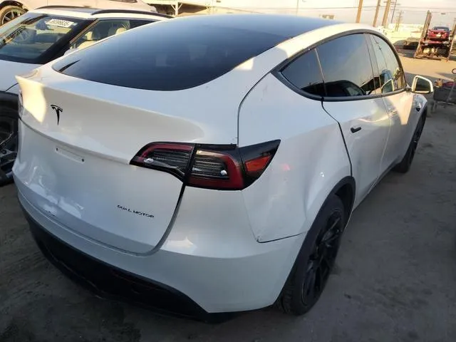 5YJYGDEE0MF185605 2021 2021 Tesla MODEL Y 3