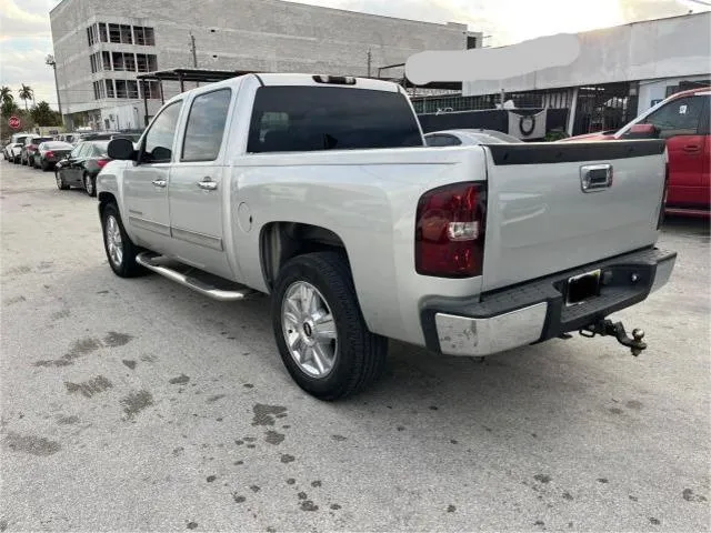 3GCRCSEA5AG185722 2010 2010 Chevrolet Silverado- C1500 Lt 3