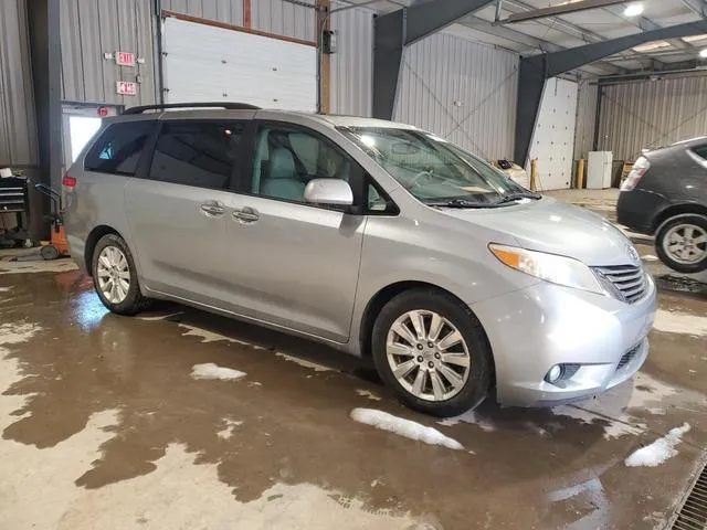 5TDDK3DC7BS011370 2011 2011 Toyota Sienna- Xle 4