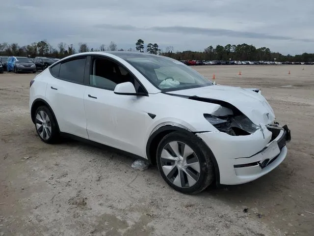 7SAYGDED4RF055537 2024 2024 Tesla MODEL Y 4