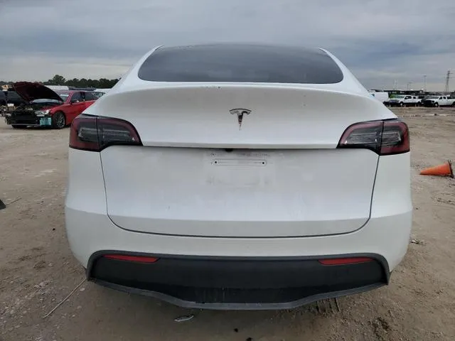 7SAYGDED4RF055537 2024 2024 Tesla MODEL Y 6