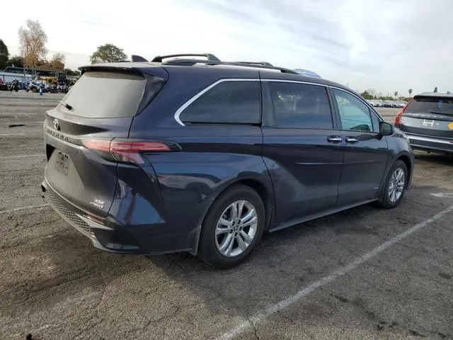 5TDDSKFC6MS018241 2021 2021 Toyota Sienna- Xse 3